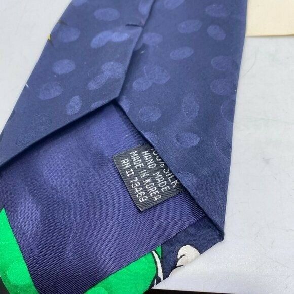 Looney Tunes Mania Soccer Tie