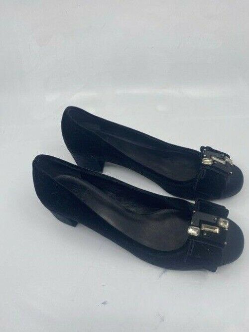tory burch black pumps size us