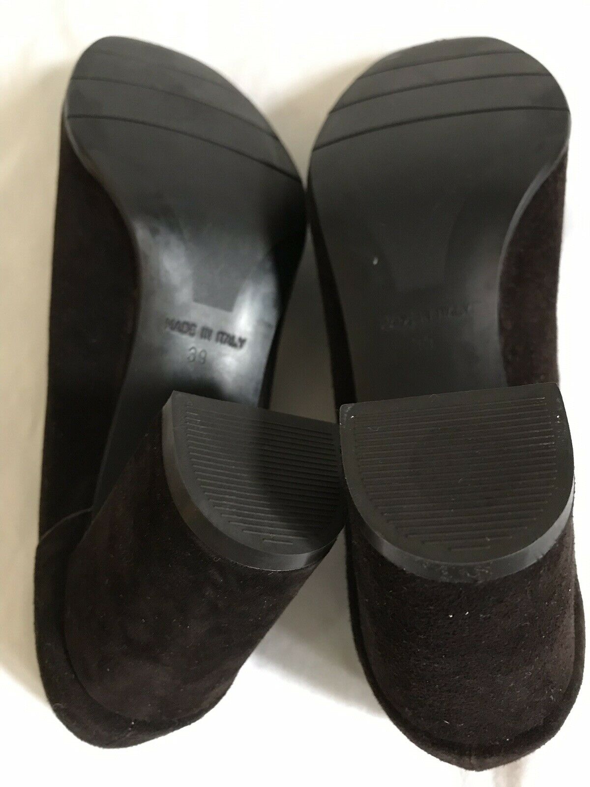 ANDREA CARRANO Brown Suede Mid Heel Pump 9