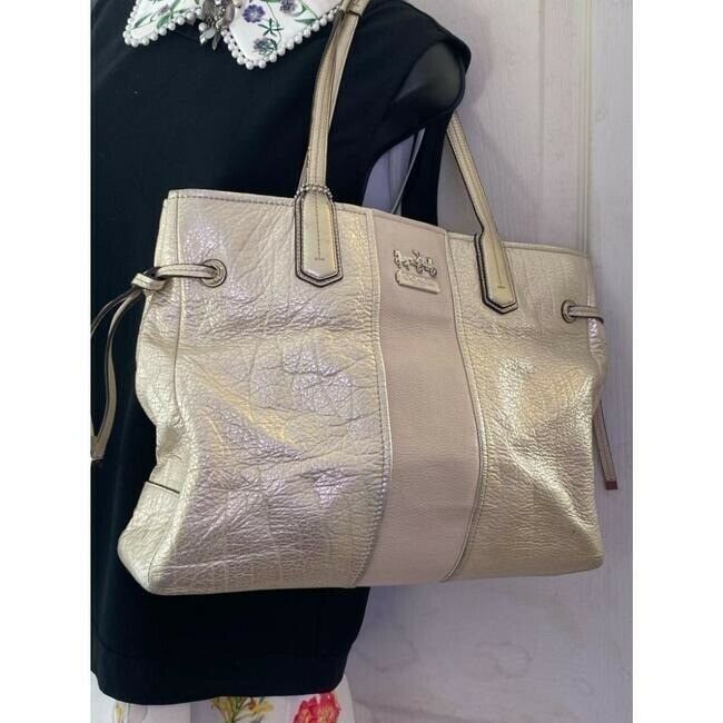 COACH XL Cream Silver Leather Shopping Tote Bag