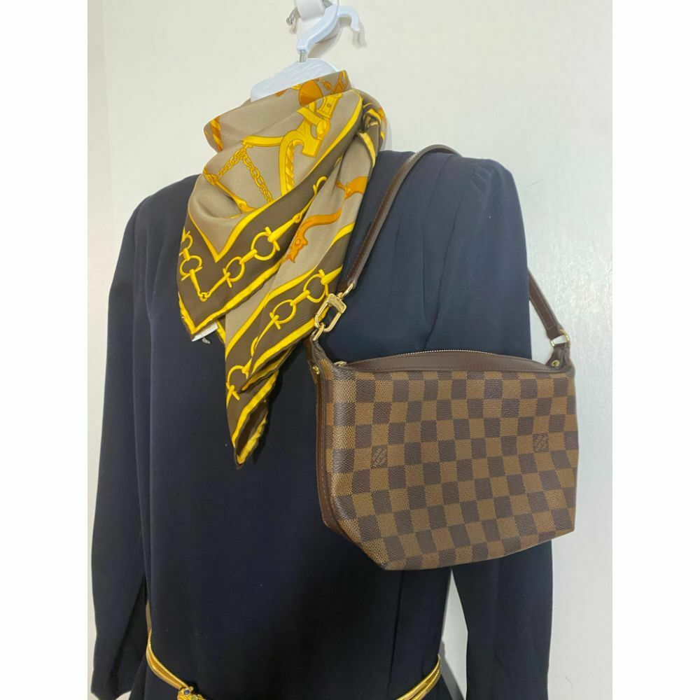 LOUIS VUITTON Damier Brown Mini Pouch