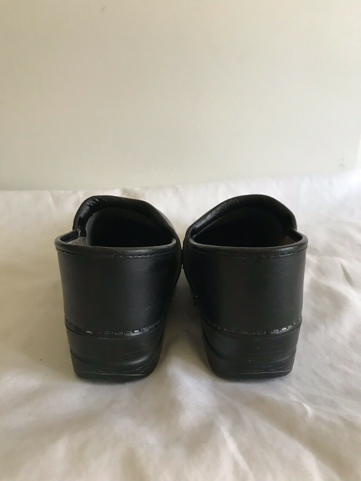 Dansko Classic Clogs - Black-size US 8.5