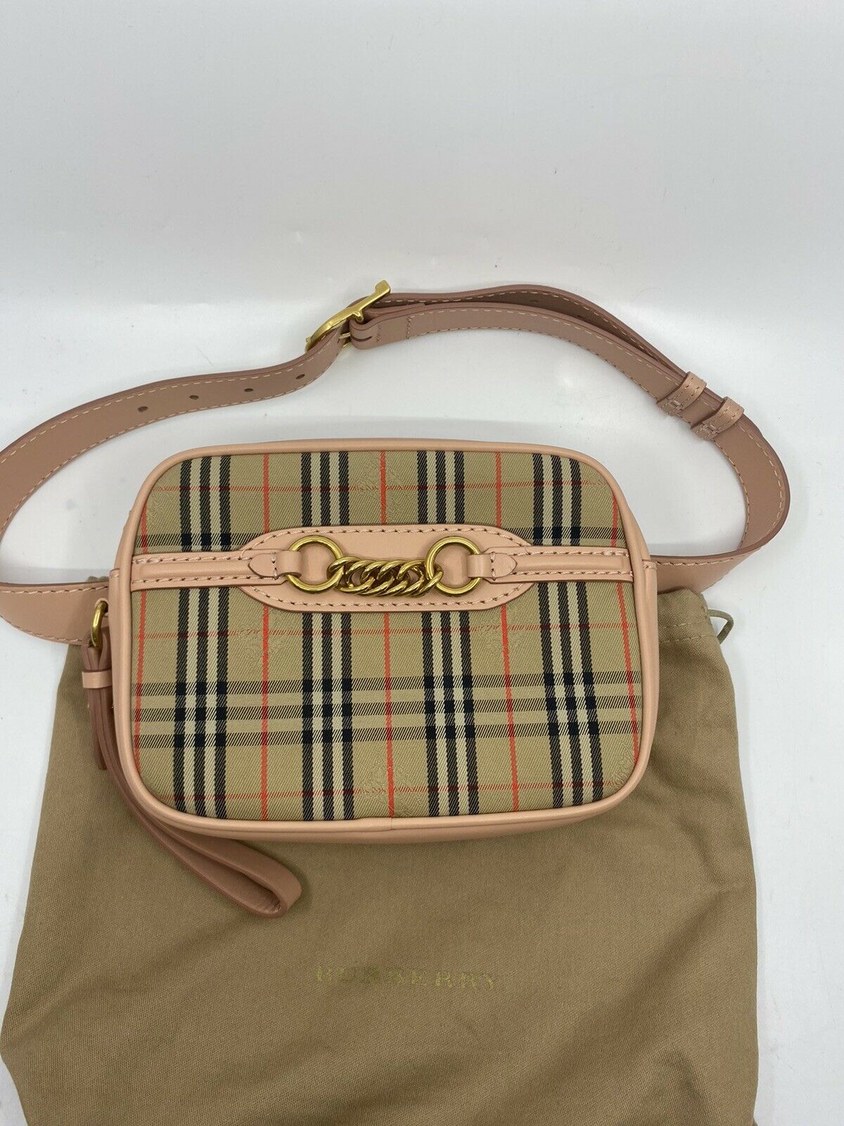 BURBERRY Link Pink Bumb Bag