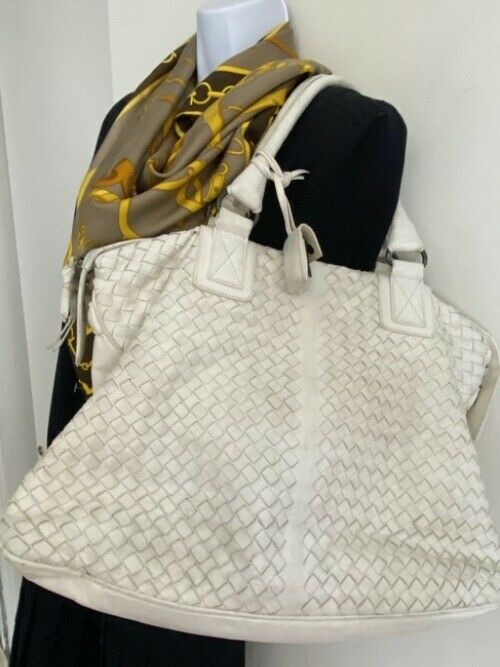 bottega veneta white woven leather shoulder bag