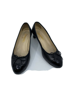 CHANEL Black Ballet shoes W/ Low Heels 38.5
