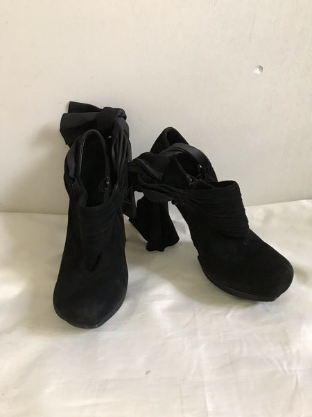 BALENCIAGA Black Suede Booties  Size 38