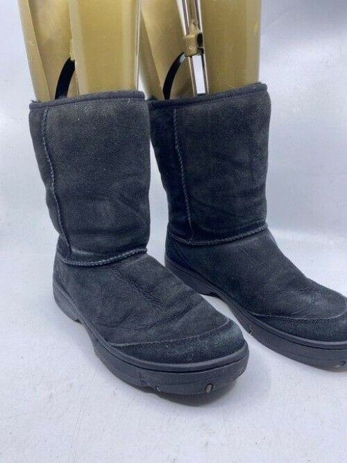 Ugg Australia Black Rugged Soled Suede Bootsbooties Size Us