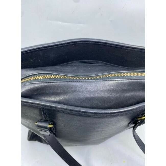 coach vintage black leather shoulder bag