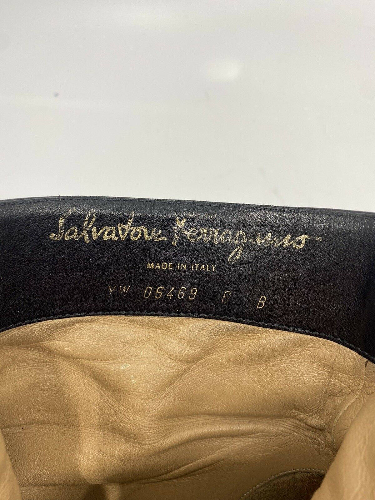 SALVATORE FERRAGAMO Booties W Gold signature Chain Link Detail Size 6