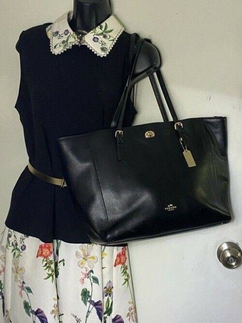 coach large black leather shoulder bag