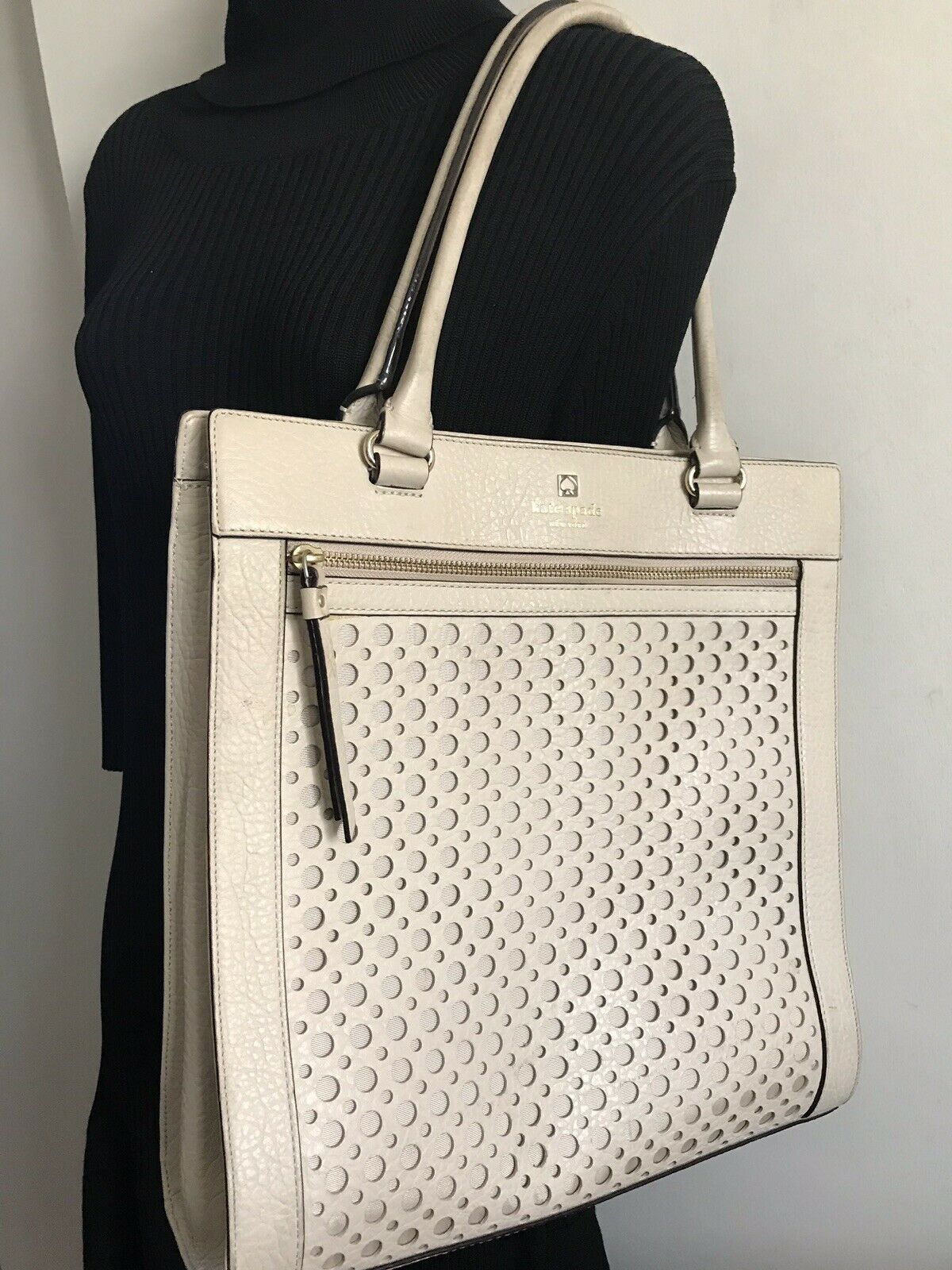 KATE SPADE Beige Laser Cut Design Handbag