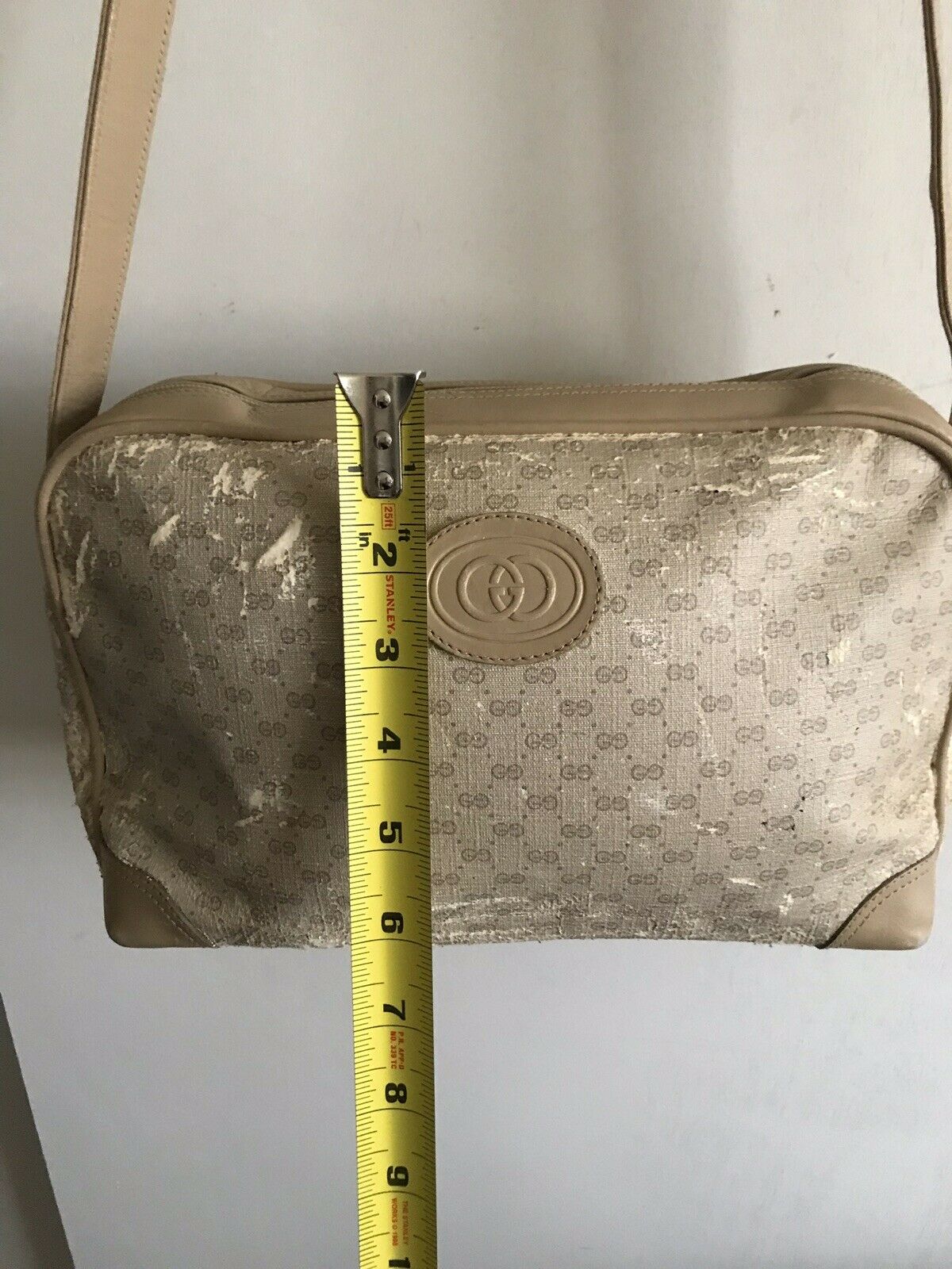 GUCCI Vintage Logo Monogram Print Medium Leather Crossbody Bag