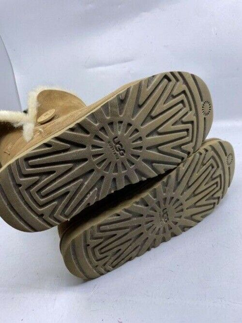Ugg Australia Tan Wood Button Mid Height Bootsbooties Size Us