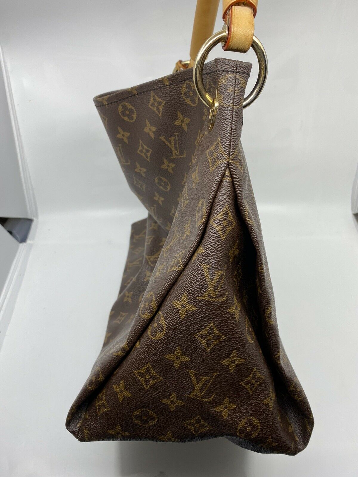 LOUIS VUITTON Artsy Monogram Bag Msrp 2,300 Very Good Condition