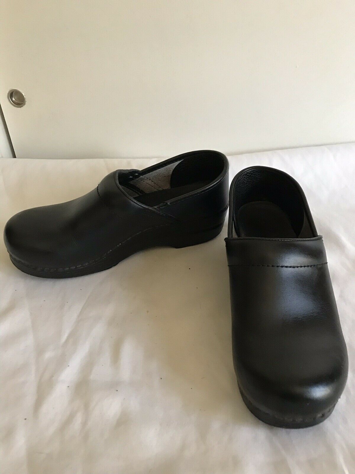 Dansko Classic Clogs - Black-size US 8.5