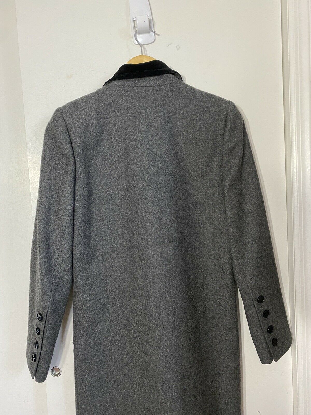 GIVENCHY Vintage Grey  Wool Coat W/  Velvet trim  Small