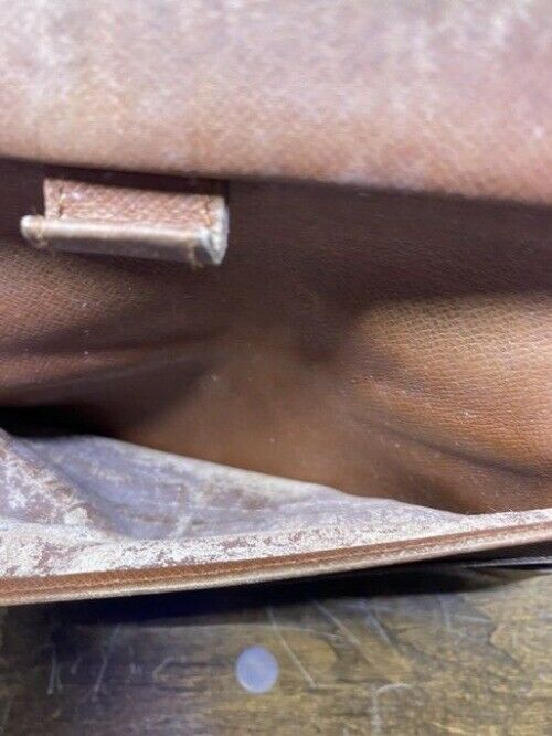 Louis Vuitton Brown Sarah De Large Canvas Travel M10988 Wallet