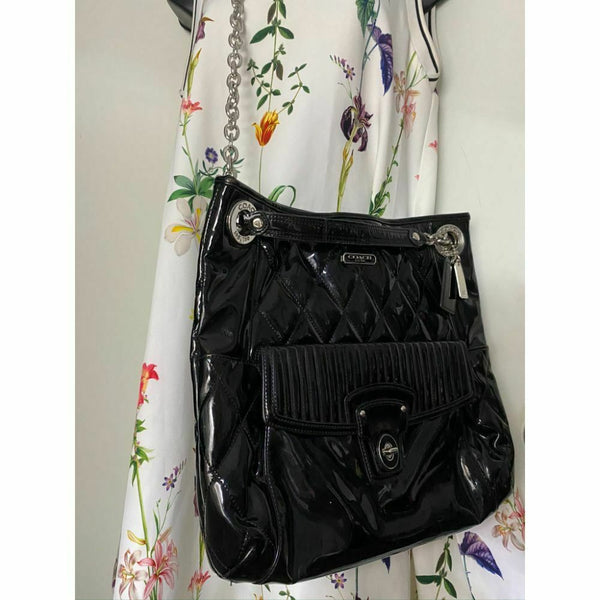 COACH XL Quilted Patent Black Leather Shouder/ Crossbody Bag