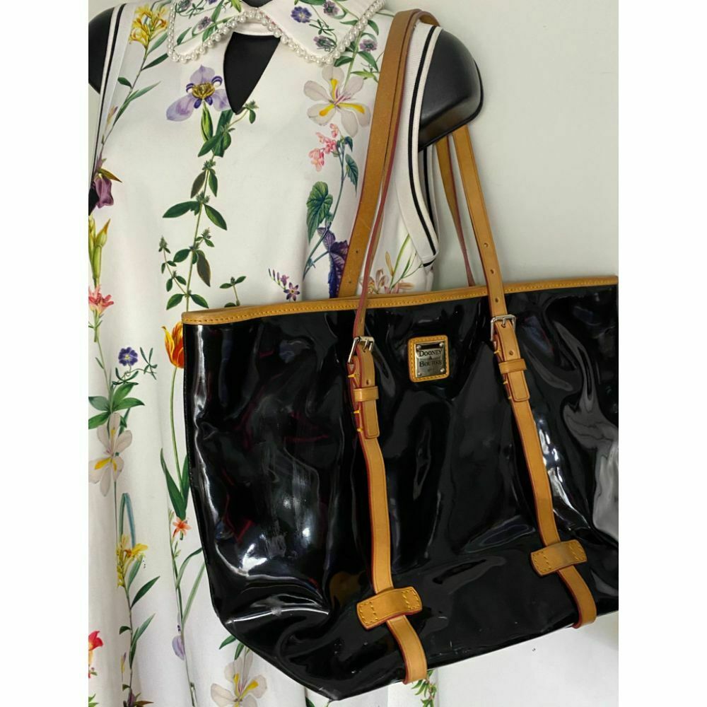 DOONEY & BOURKE Black Tan Patent Leather Tote Bag