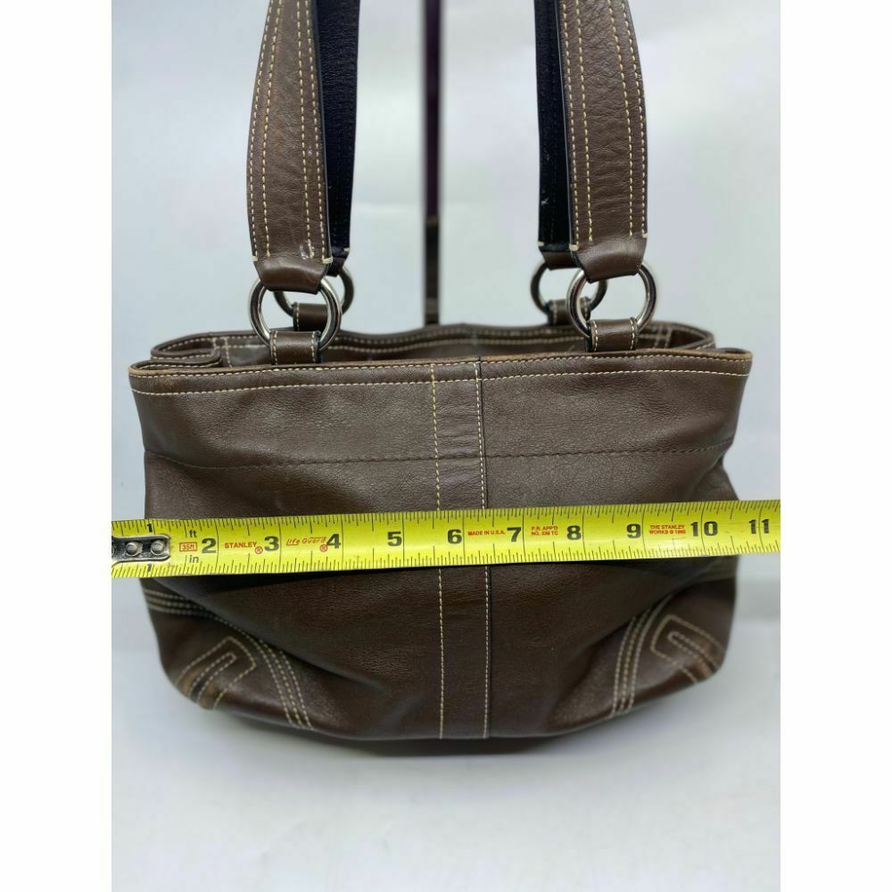 COACH Medium/ Large Leather Brown Shoulder Bag