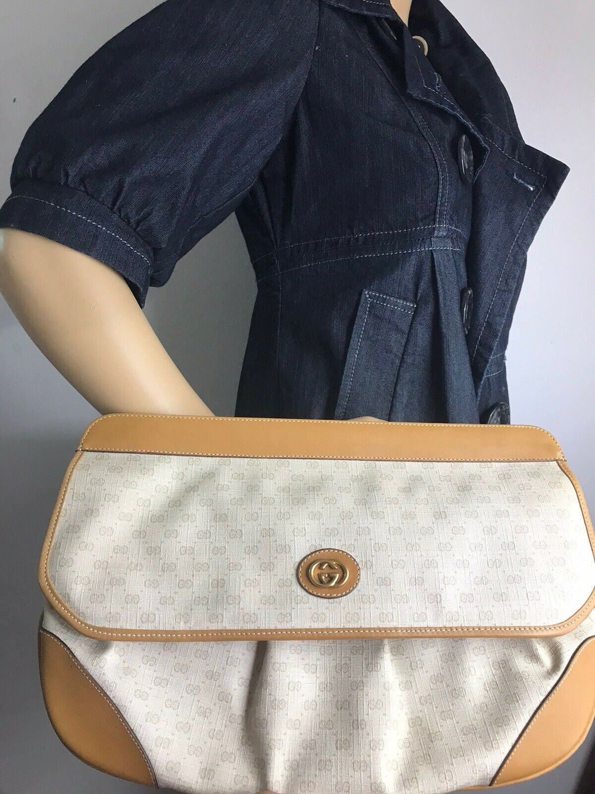 GUCCI Vintage Beige All Over Logo Clutch Bag