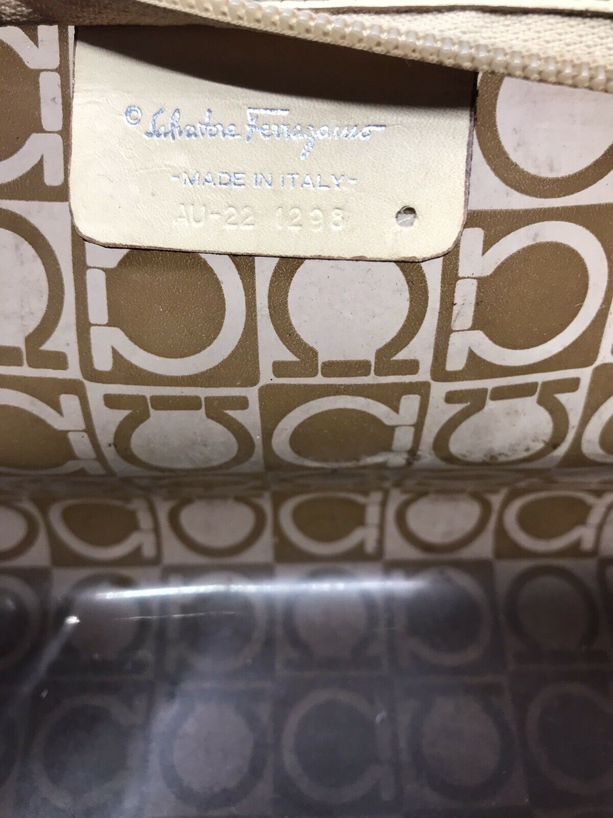 SALVATORE FERRAGAMO vintage Pastic Pouch