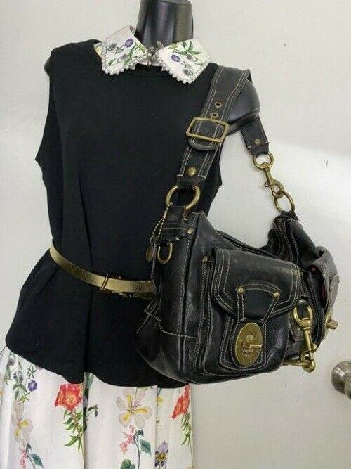 coach large black leather shoulder bag