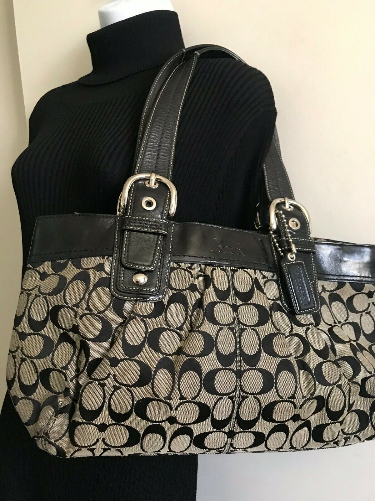 Coach Shoulder Bag