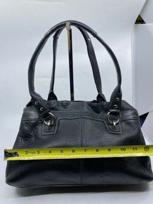 coach large black leather shoulder bag
