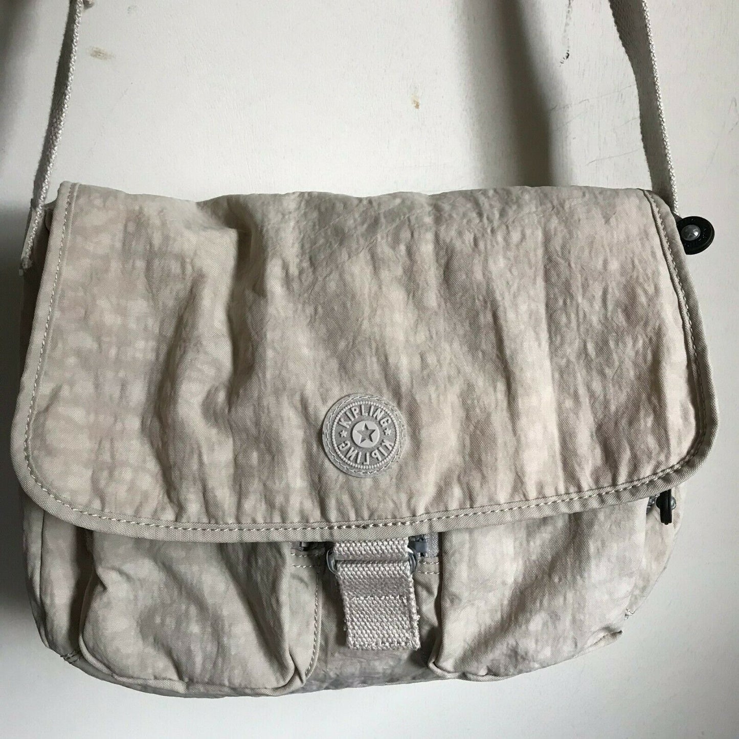 Kipling White Cross body