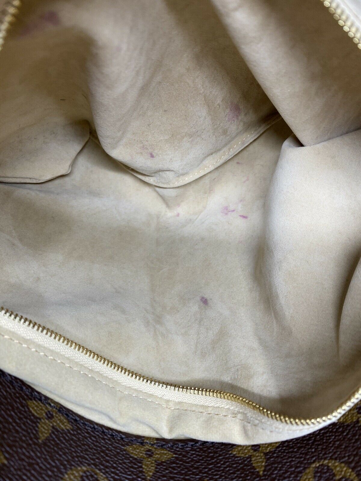 LOUIS VUITTON Artsy Monogram Bag Msrp 2,300 Very Good Condition