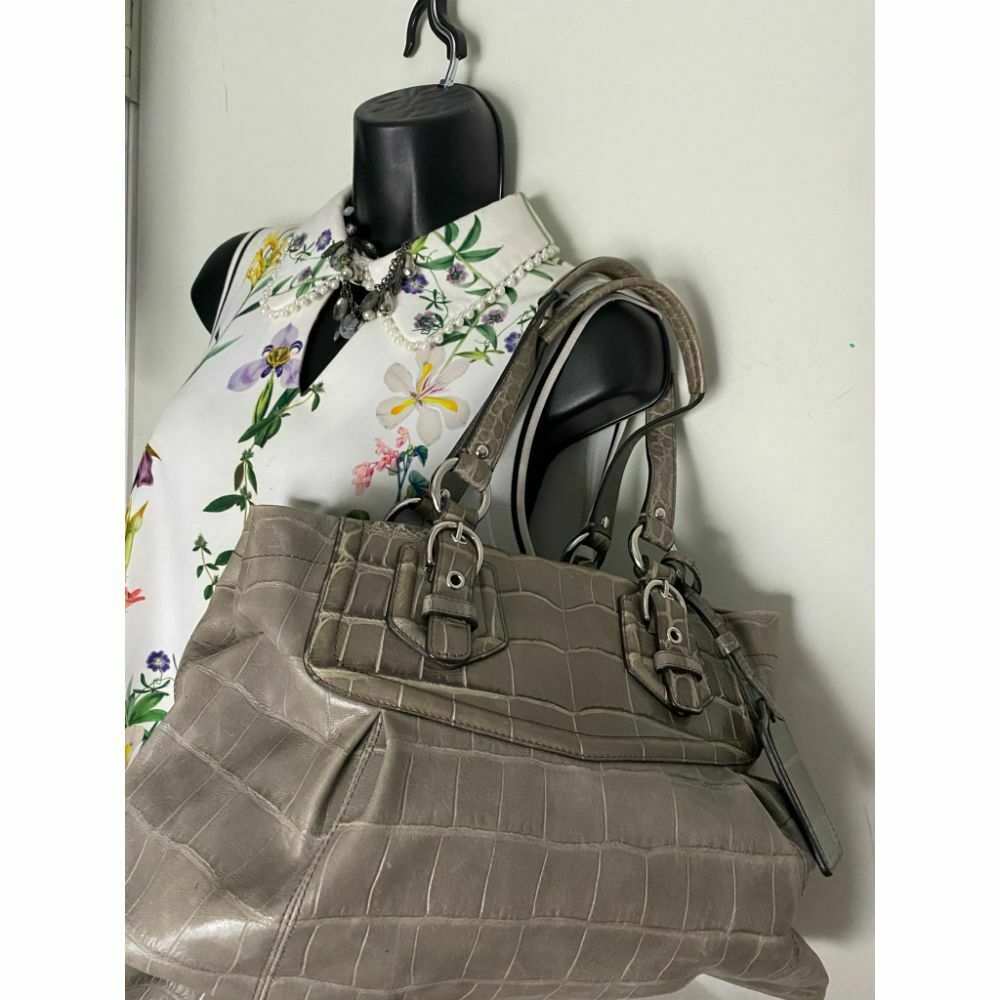 COACH Animal Embossed Leather Gray Shoulder Bag Amazing!