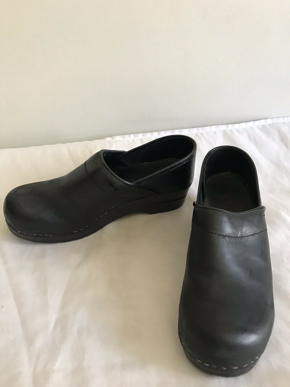 Dansko Classic Clogs -Black-Size US 8.5
