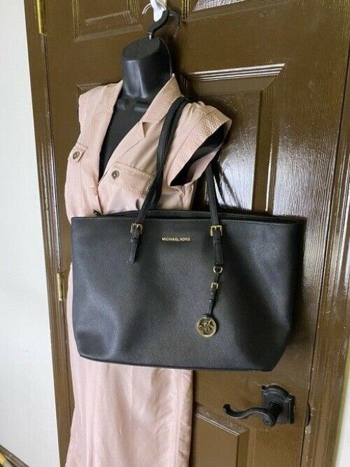 Michael Kors Jet Set Large Travel Top Zip Device Black Saffiano Leather Shoulder