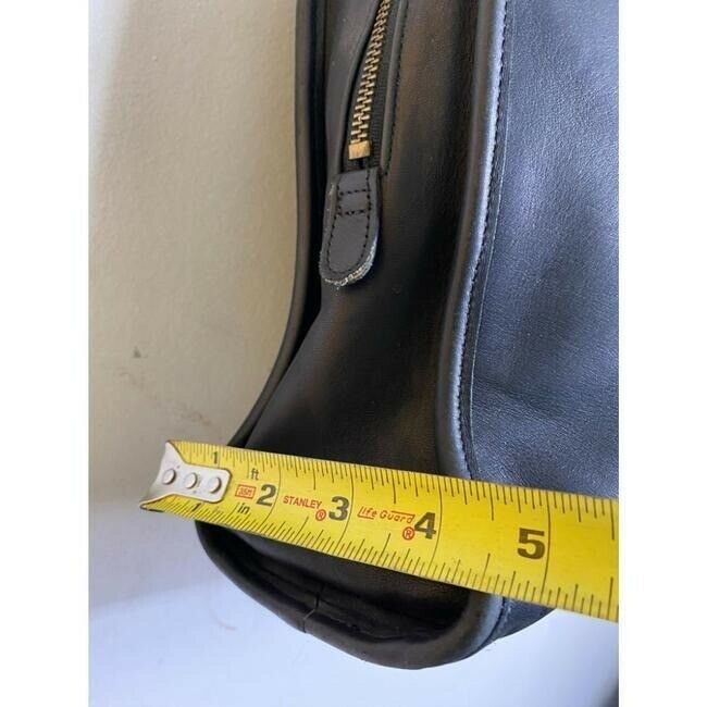 coach vintage black leather shoulder bag