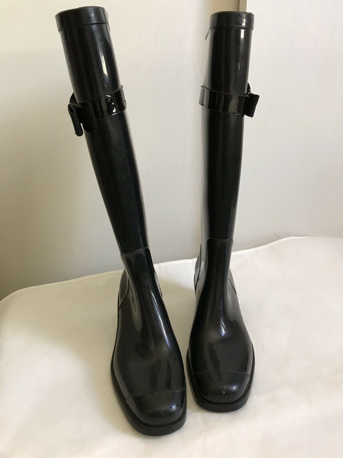 SALVATORE FERRAGAMO Black Rain Boots Sz 38