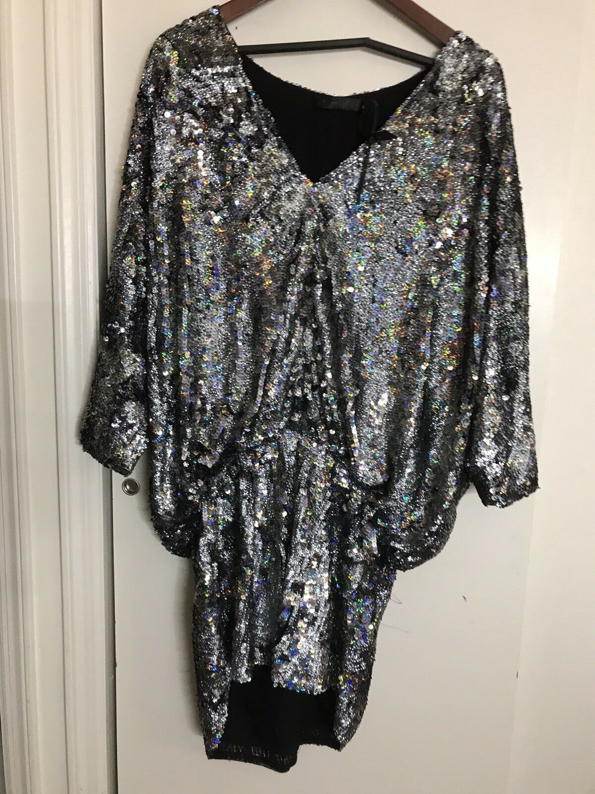 JOHN JOHN LAB Sequined Dress V-Neck sz Small