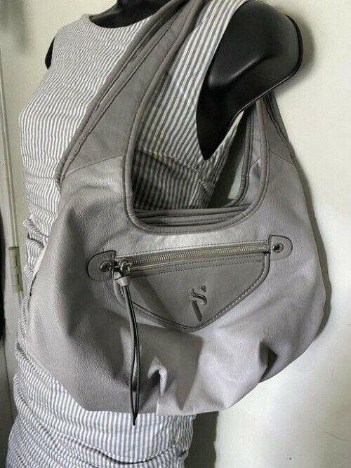 Simply Vera Vera Wang off white faux leather shoulder bag