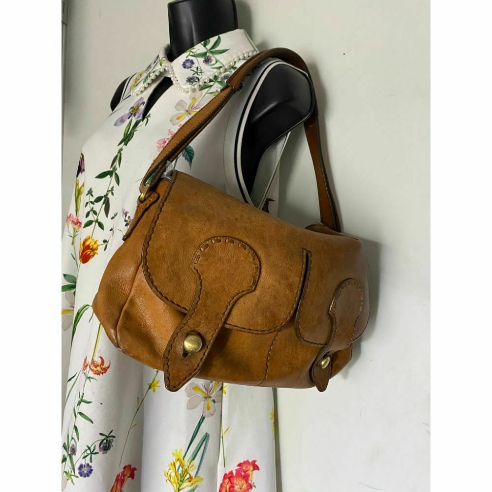 TOD’S Vintage Brown Leather Shoulder Bag