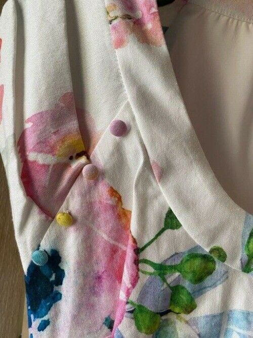 Nicole Miller white pink floral msrp mid length short casual dress