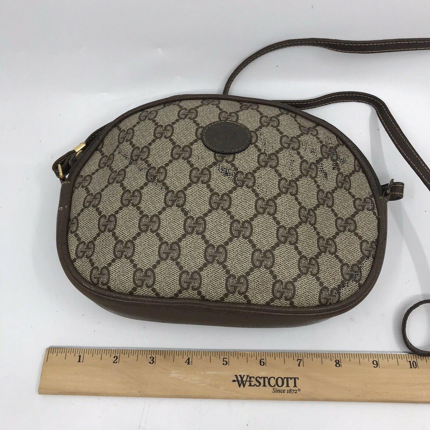 GUCCI Vintage Crossbody Bag All Over Signature