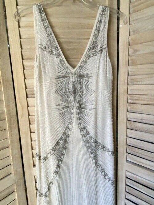 Nicole Miller Ivory Beaded Bridal Gown Msrp