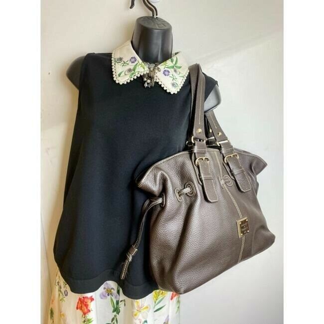 dooney and bourke large brown leather shoulder bag