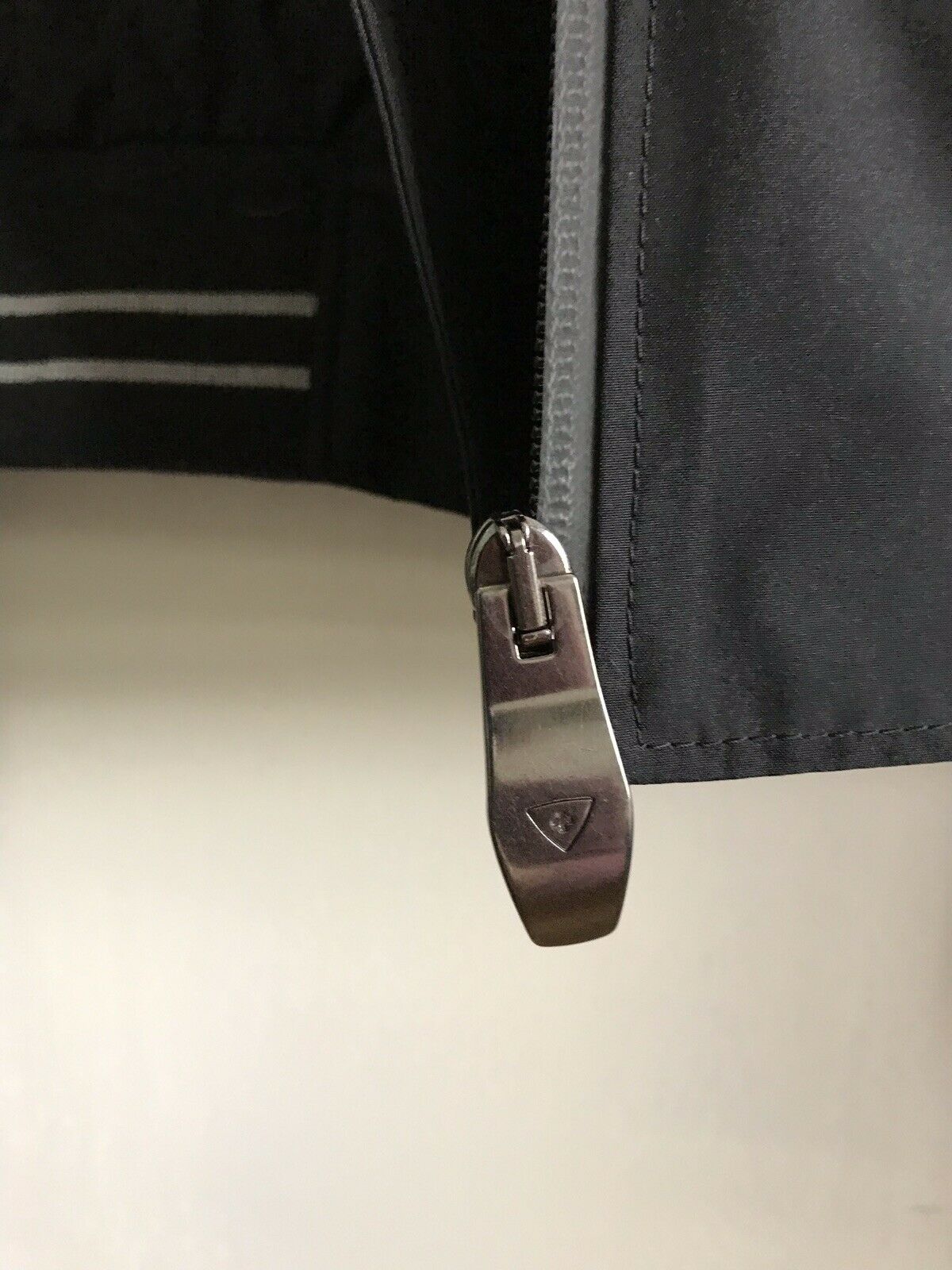 POST CARD Wind Breaker Jacket Small