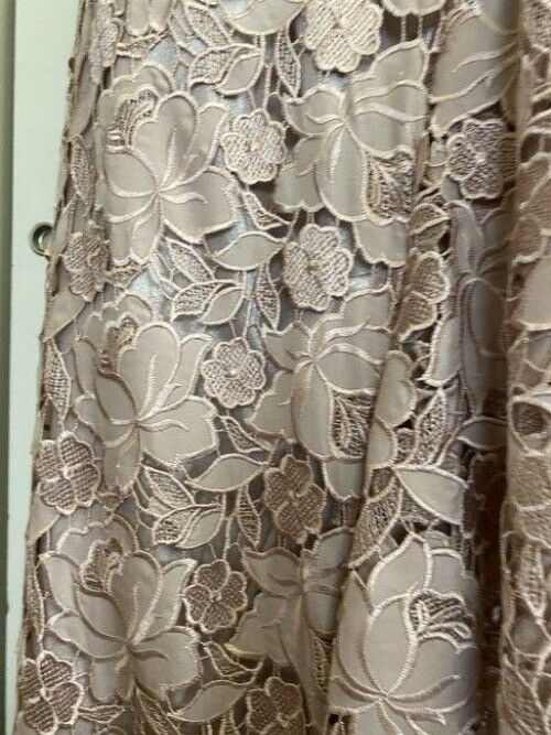 badgley mischka msrp long formal dress