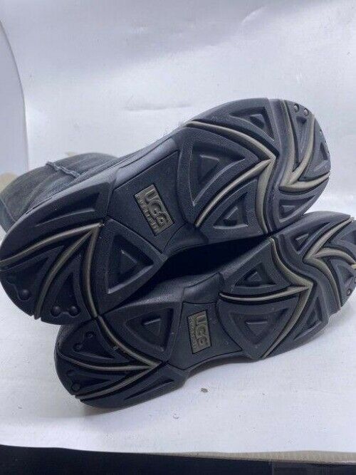 Ugg Australia Black Rugged Soled Suede Bootsbooties Size Us