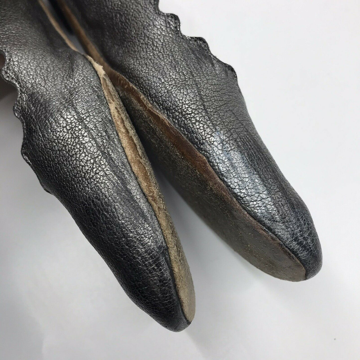 CHLOE Silver Scallop Ballet Flats 6.5