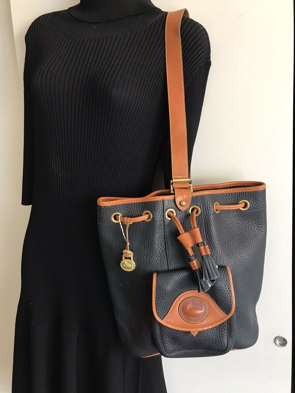 DOONEY & BOURKE Navy Leather Bucket Bag