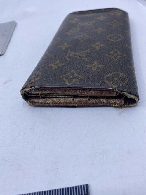 Louis Vuitton Brown Sarah De Large Canvas Travel M10988 Wallet