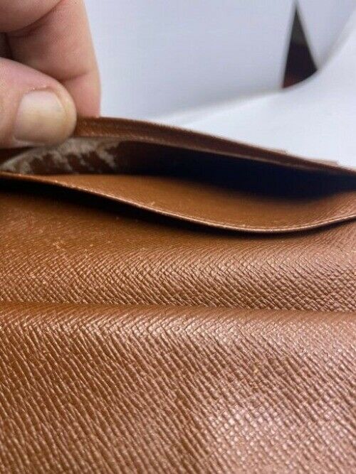 Louis Vuitton Brown Vintage Monogram Kisslock Mi0090 Wallet